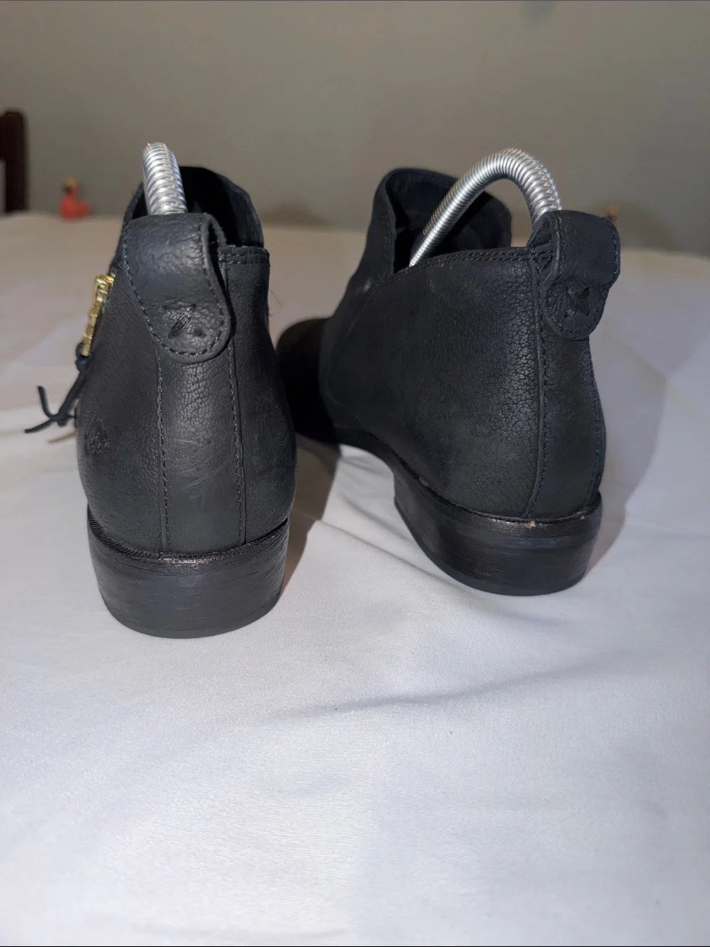 Ugg Boots Glee ankle booties SZ 7.5